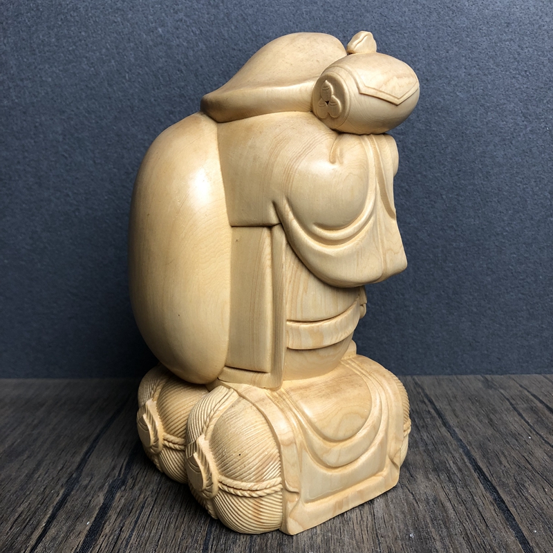 Hand Carved Hinoki Wood Daikok - Interior Design Japan recension och pris